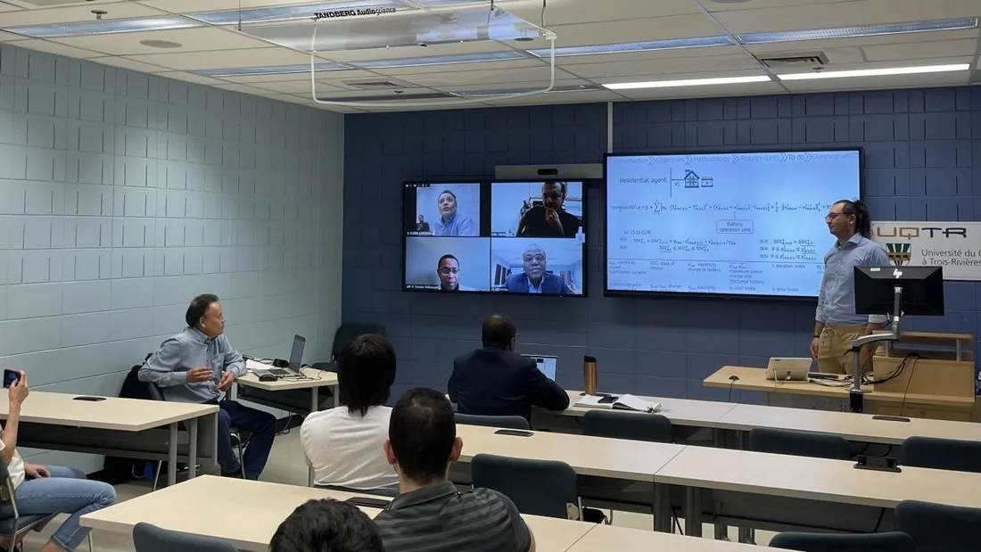 Séminaire du laboratoire, avec des participants à distance.